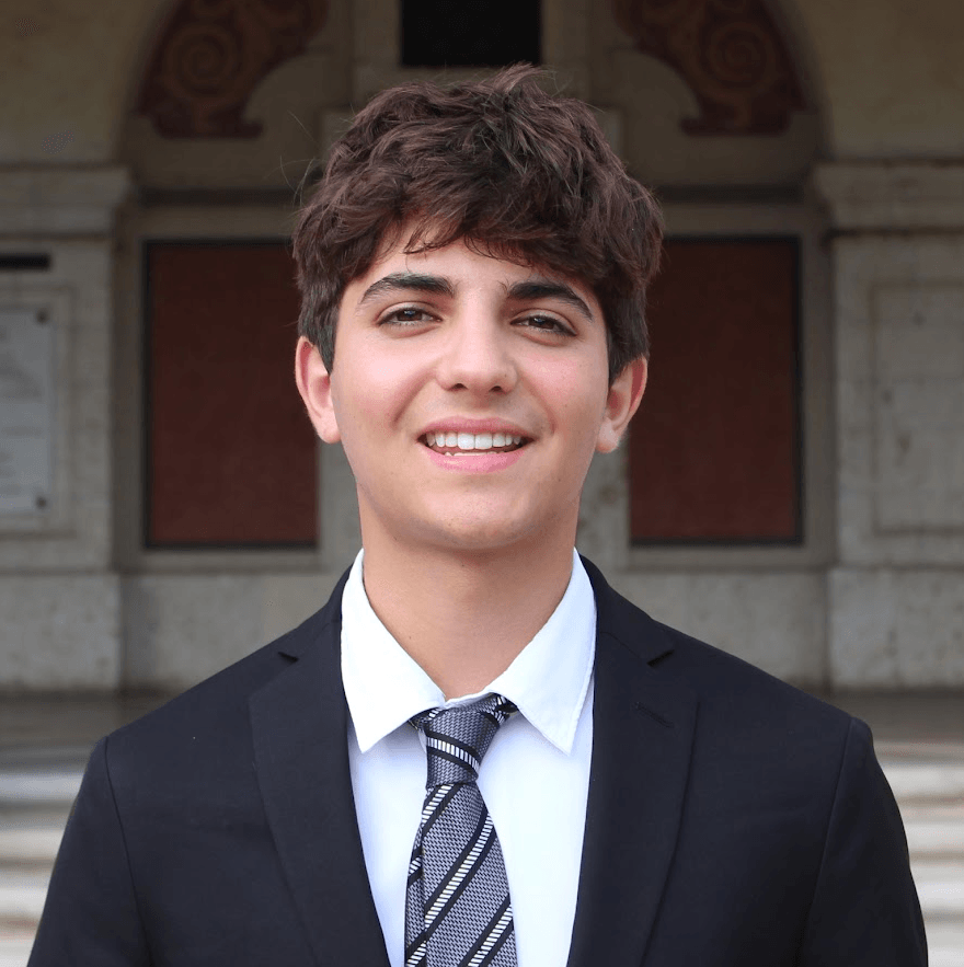 Jesse Lavin